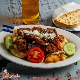 Yuca Con Chicharron/ Fried Yucca with fried tender Pork